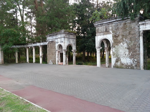 Ruined Gate