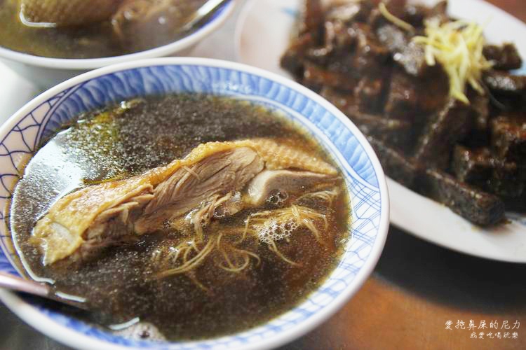 高雄旗山。郭家當歸鴨、古早味茶飲、石拱迴廊