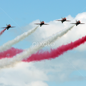 Red Arrows by Owen Taylor - Transportation Airplanes