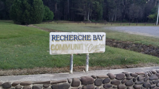Recherche Bay Community Centre