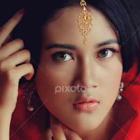 by Undi Palapa - People Portraits of Women