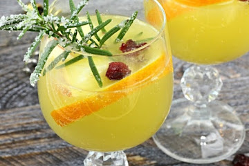 White Sangria Sparkler