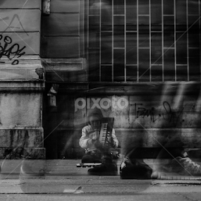 by Yasin Akbaş - Black & White Street & Candid
