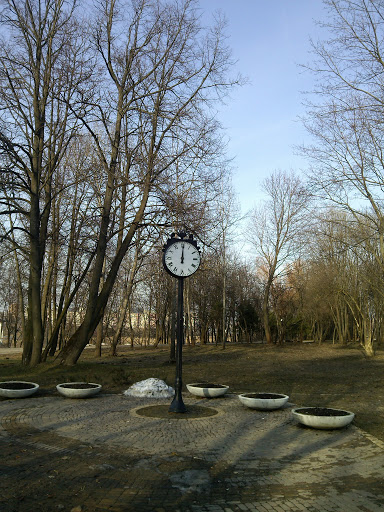 Loshitsky Park, Clock