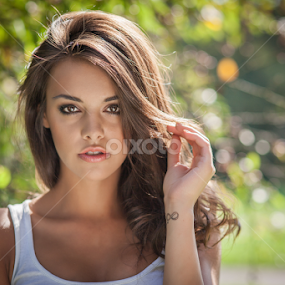 Anita Sikorska by John Einar Sandvand - People Portraits of Women