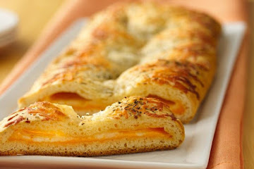 Three-Cheese Crescent Slices