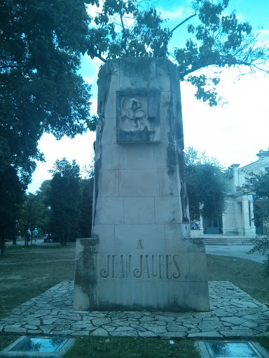 Statue Hommage À Jean Jaurès