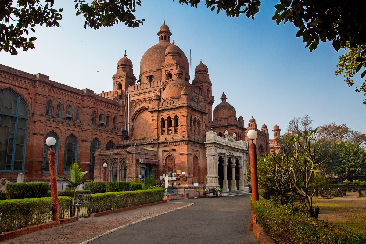 essay on visit to lahore museum