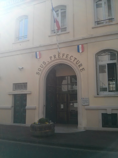 Vichy - Sous Préfecture