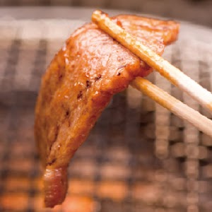焼肉手帳 logo