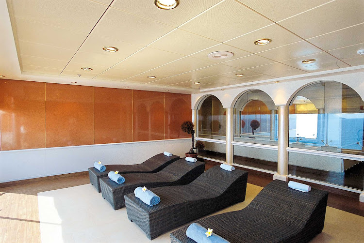 Unwind and feel rejuvenated with a spa package during your MSC Opera sailing. You can also sign up for a personal consultation provided by a spa therapist.