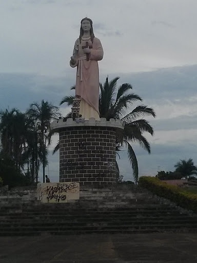Estatua Da Santa Bárbara