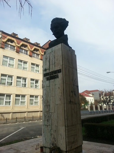 Barbu Stefanescu Delavrancea Statue