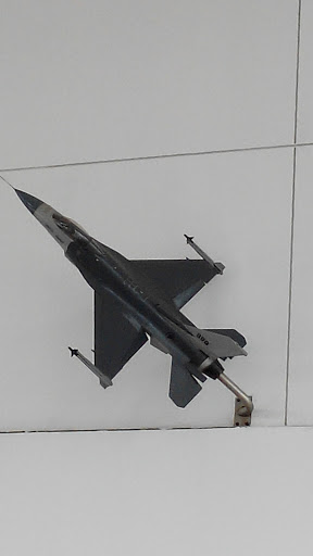 F-16 Display