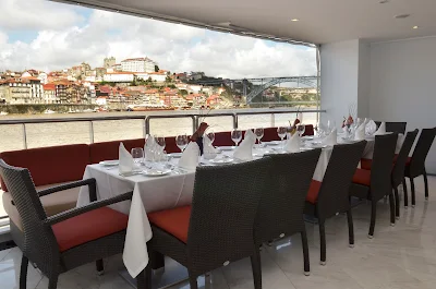 Enjoy al fresco dining on the deck of AmaVida as you take in scenic villages along the Douro River in Portugal. 