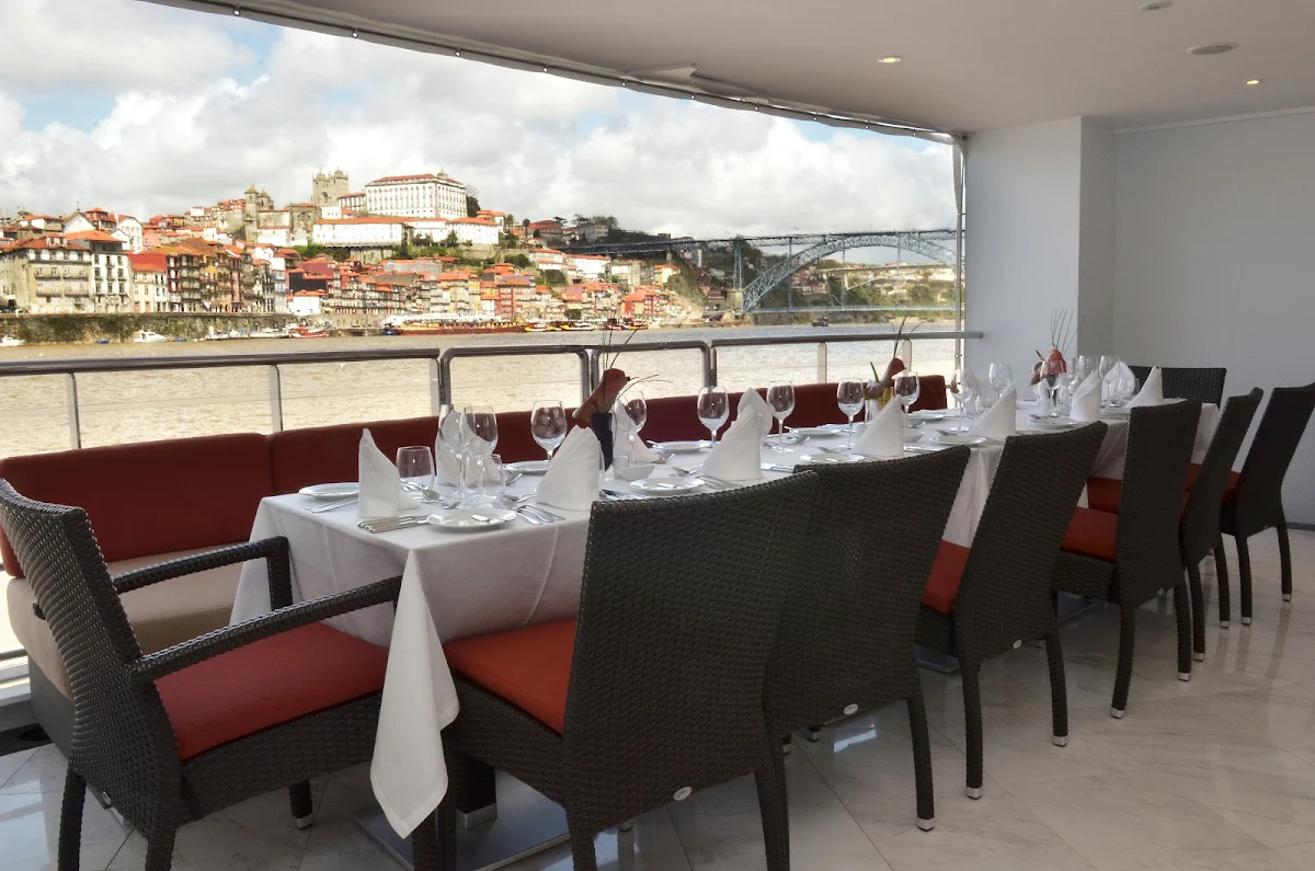AmaVida-outdoor-dining - Enjoy al fresco dining on the deck of AmaVida as you take in scenic villages along the Douro River in Portugal. 