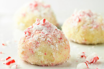 Peppermint Snowballs!