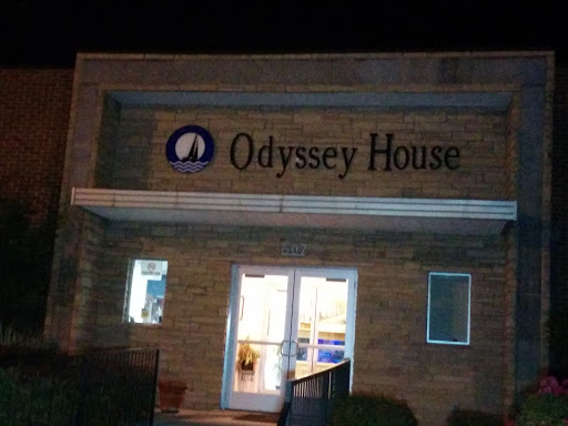 Odyssey house - Unique Local Gathering Place