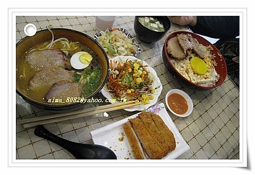 日本九州拉麵專賣店(中原)250元~吃到飽~