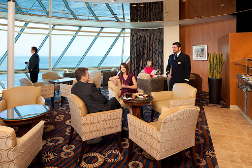 Grandeur-of-the-Seas-Diamond-Lounge - Access to Grandeur of the Seas' Diamond Club is reserved for Diamond-and-above level Crown & Anchor Society members.