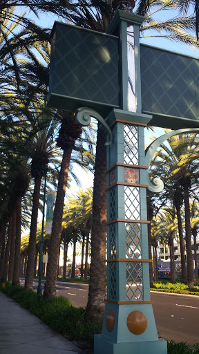 Anaheim Pillars
