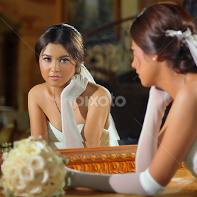 Young Bride by Amin Basyir Supatra - Wedding Bride