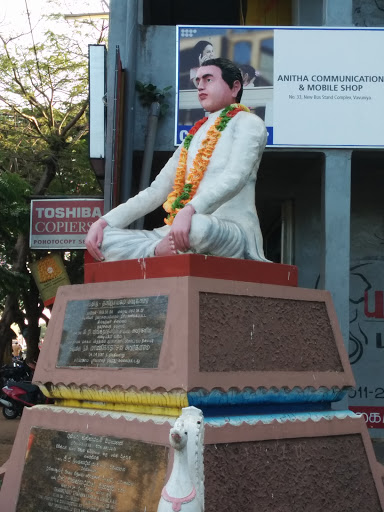 Thaninayagam Adikalaar Statue 