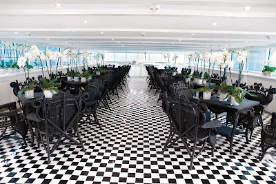 Dine with your loved one or with new friends in the S.S. Antoinette L'Orangerie Lounge during your Rhine River cruise.