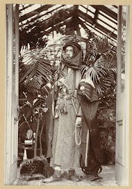 Zelfportret in "oriëntaals" kostuum