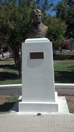 Busto Gral. Manuel Belgrano