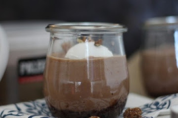 Raw No-Bake Chocolate Pudding Cups