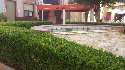 Fuente Plaza de La Vila