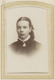 Portret van een jonge vrouw