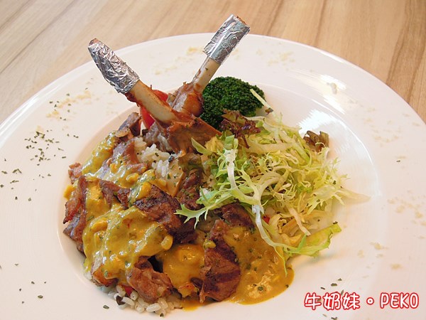 卡菲特咖啡 CalFit Cafe。親子餐廳。團體包場。限量手工麵。健康輕食。下午茶。求婚場地