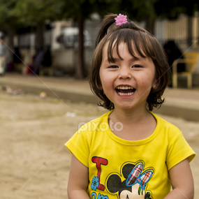 cute  by Mustafa Gulzari - Babies & Children Child Portraits