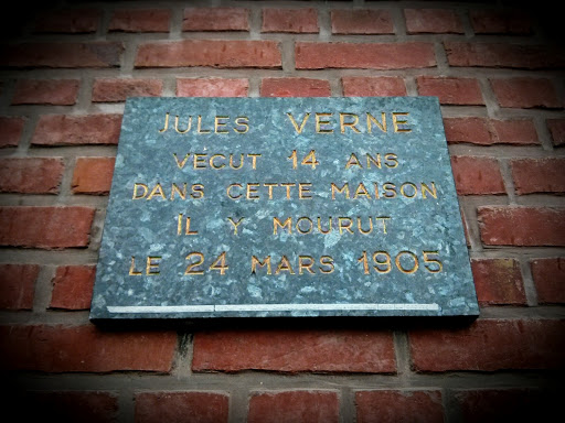 Plaque Jules Verne, Amiens