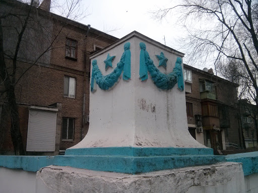 Памятник Звезде