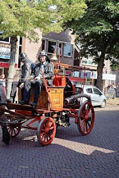 Horse-drawn Vehicle Puzzle poster 2