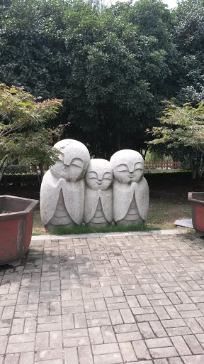 公厕雕塑