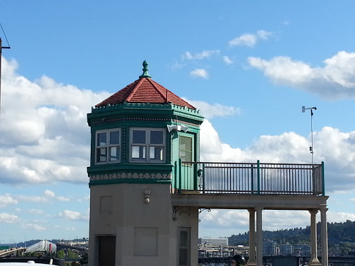 Burnside Bridge Tower Watch
