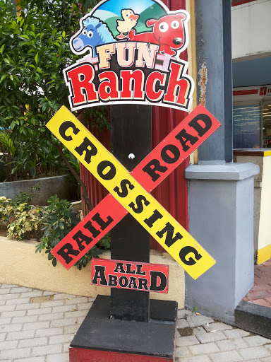 Fun Ranch Railroal Crossing