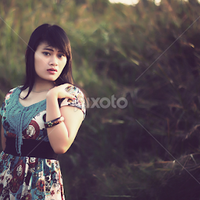 Vitri by Tatoxs Photowork - People Portraits of Women