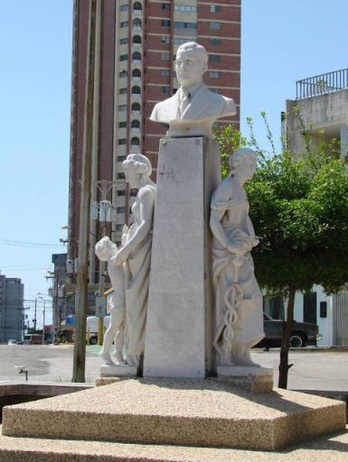 Monumento Gustavo Risquez