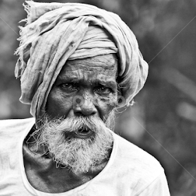 curiosity by Srimanta Ray - Black & White Portraits & People