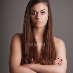 studio III by Konrad Świtlicki-Paprocki - People Portraits of Women