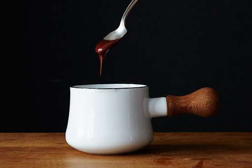Drizzle that gooey goodness.
