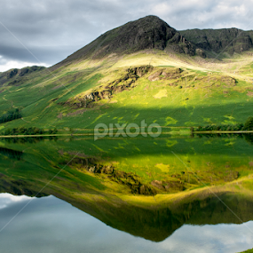 Lake District - Lake Buttermere by Lukas Proszowski - Landscapes Waterscapes