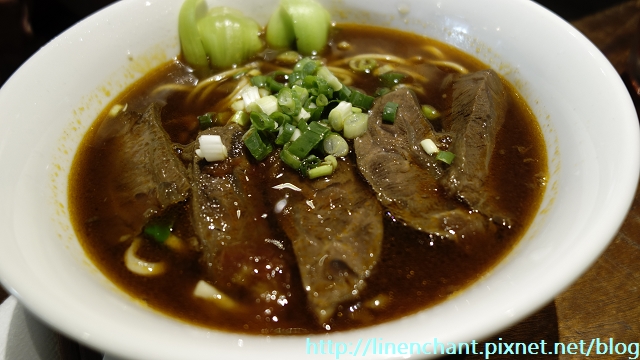 【理想‧時光】有牛肉麵的咖啡館耶...