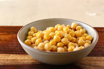 How to Cook Chickpeas in the Slow Cooker or Crockpot (Recipe)