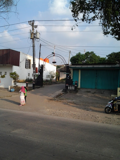 Karang Nongko Gate